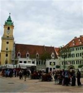 Bratislava Wandeltour met Gids (Privé) Bratislava Wandeltour met Gids (Privé)