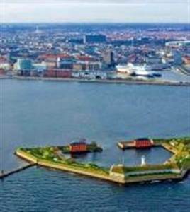 Fortaleza de Trekroner de barco  Fortaleza de Trekroner de barco