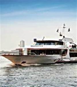 Panoramic Boat tour with cruise line Weisse Flotte Panoramic Boat tour with cruise line Weisse Flotte
