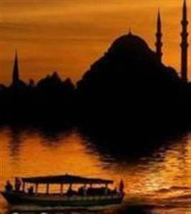 Bosporus Cruise bij zonsondergang Bosporus Cruise bij zonsondergang