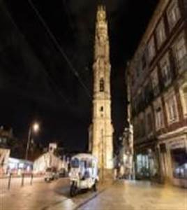 Tour Nocturne de Porto en Tuk Tour Nocturne de Porto en Tuk
