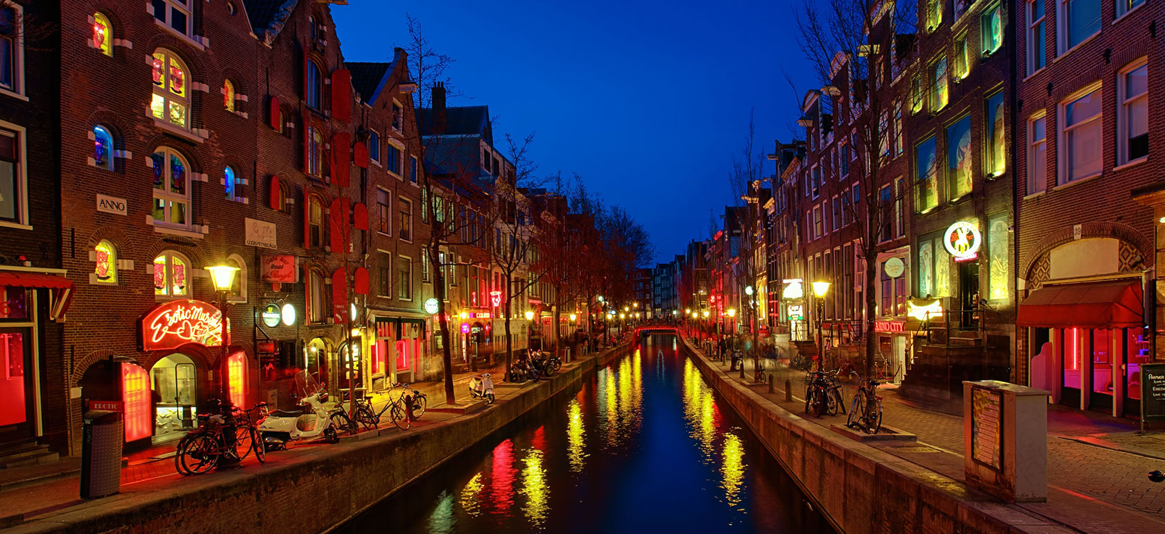 /amsterdam/classificaties/museums/the-red-light-secrets-museum/RED-LIGHT-CRUISE-1510268400.jpg The Red Light Museum