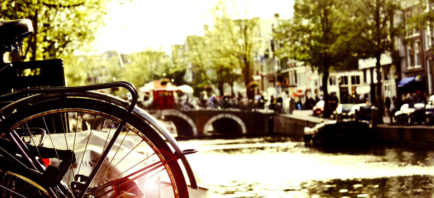 /amsterdam/classificaties/wycieczki/city-bike-tour-/BIKES-TOUR-1510268400-1520612542.jpg Miejska Wycieczka Rowerowa (2-godzinna)