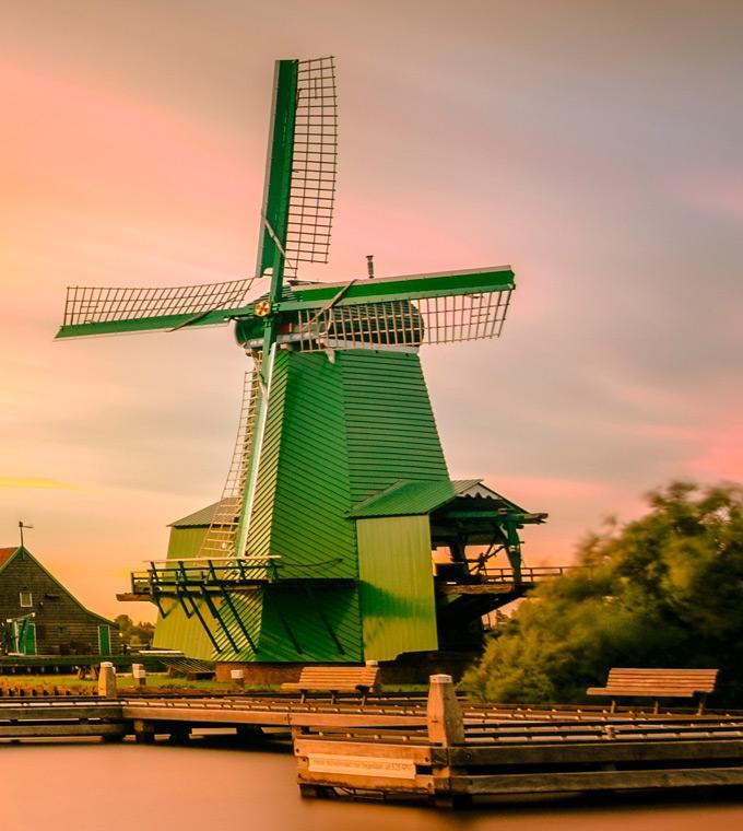 Zaanse Schans - Windmill Village Zaanse Schans - Windmill Village