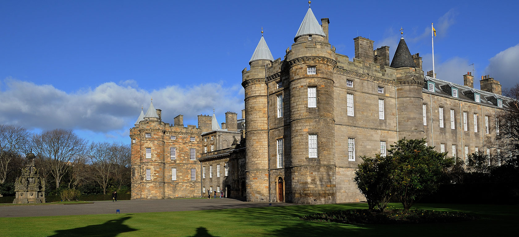 /attractions/royal-edinburgh-ticket/Palace-of-Holyroodhouse-header-1547115851.jpg Royal Edinburgh Ticket