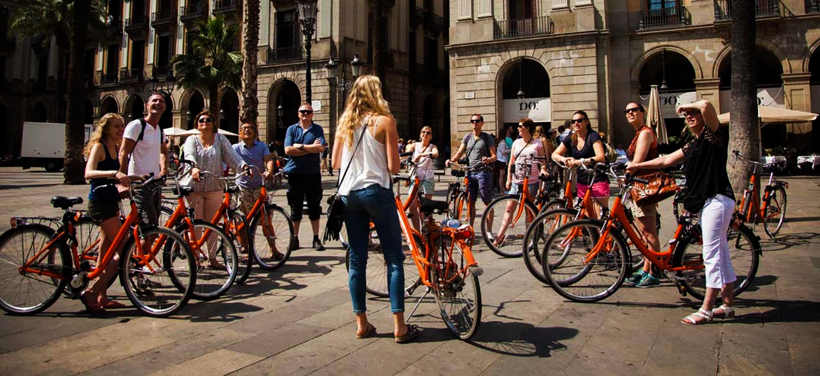 /barcelona/classificaties/bike-tours-rentals/gaudi-tour-by-bike/BCN-BIKES-1511173926.jpg Gaudí Highlight Tour by bike