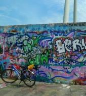 Tour de Bicicleta Leste-Oeste - Berlim Tour de Bicicleta Leste-Oeste - Berlim