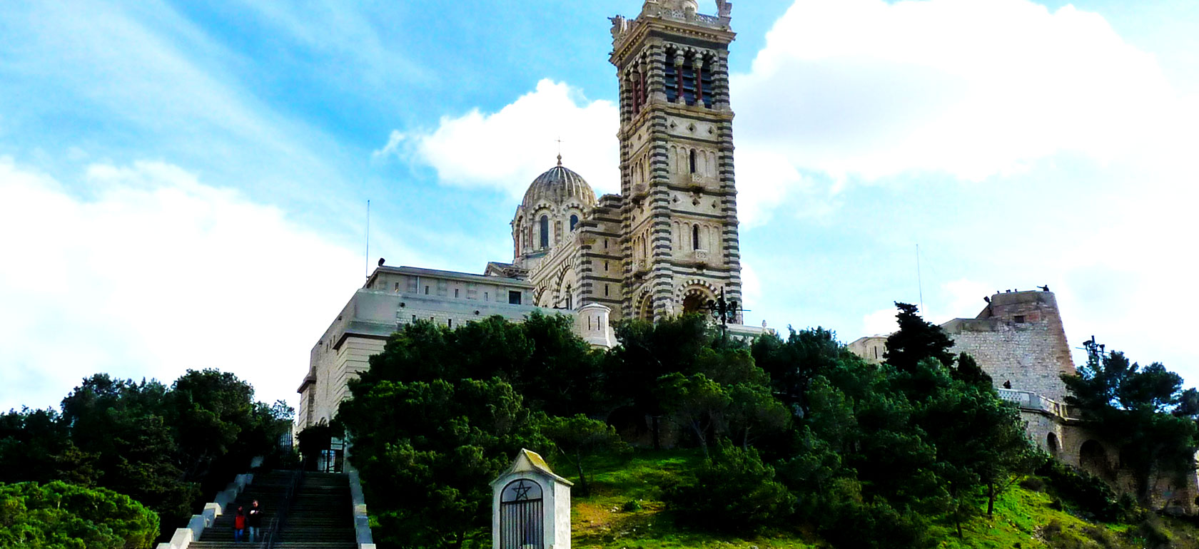 /city-tours-by-bus/marseille-1-day-pass-hop-on-hop-off/MERSEILLE-1510743274.jpg Marseille 1 Day Pass Hop on Hop off