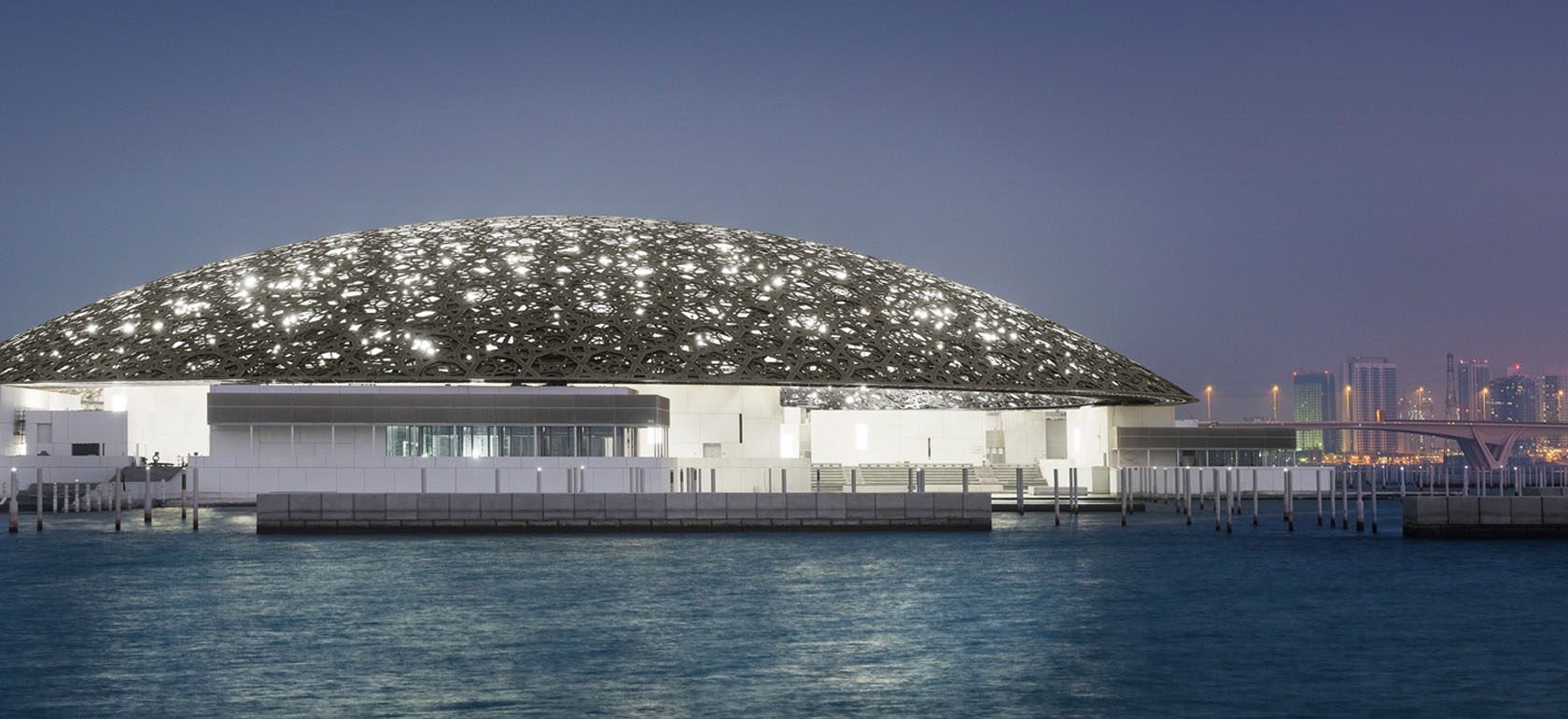 /dubai/Classificaties/attractions-abu-dhabi/abu-dabi-louvre-museum/louvreheader-1515409007.jpg Abu Dabi Louvre Museum