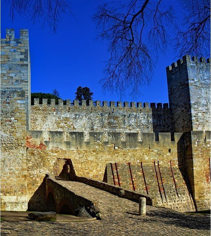 Château de São Jorge (Saint-Georges) Château de São Jorge (Saint-Georges)