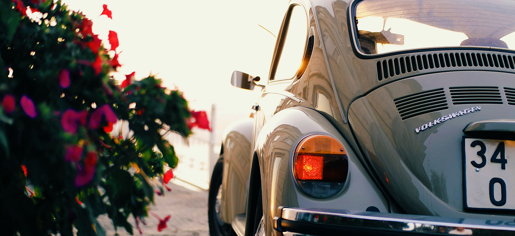 /lisbon/Classificaties/city-tours/beetle-tour--sintra,cabo-da-roca/beetle-car-header-1543327372.jpg Beetle Tour - Sintra,Cabo da Roca