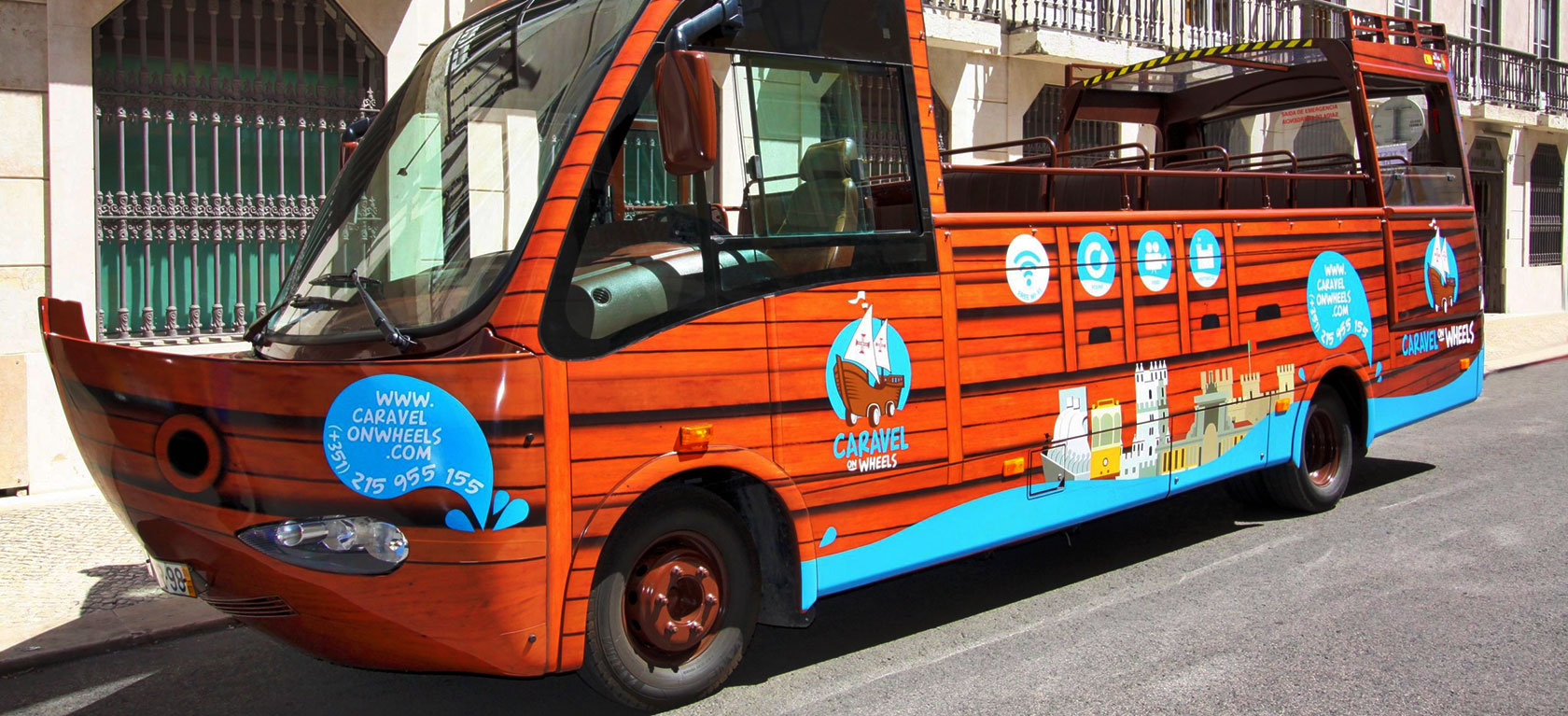 /lisbon/Classificaties/city-tours/lisbon-historical-video-tour/historical-bus-header-1543330476.jpg Lisbon Historical Video Tour