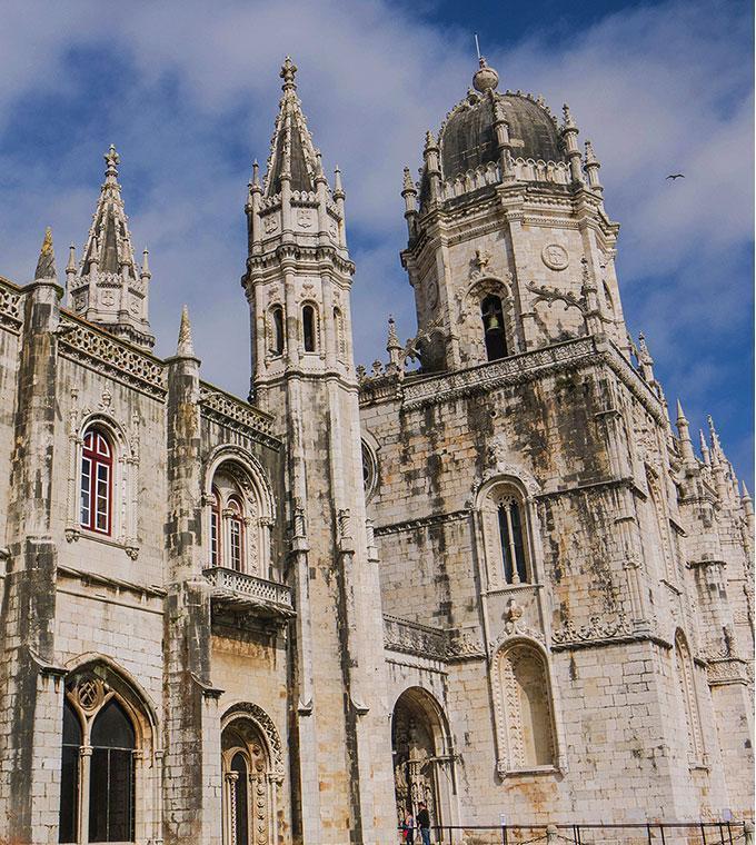 Fátima, Óbidos, Batalha e Alcobaça Fátima, Óbidos, Batalha e Alcobaça