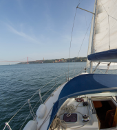 Vitorlástúrák a Tagus folyón Vitorlástúrák a Tagus folyón