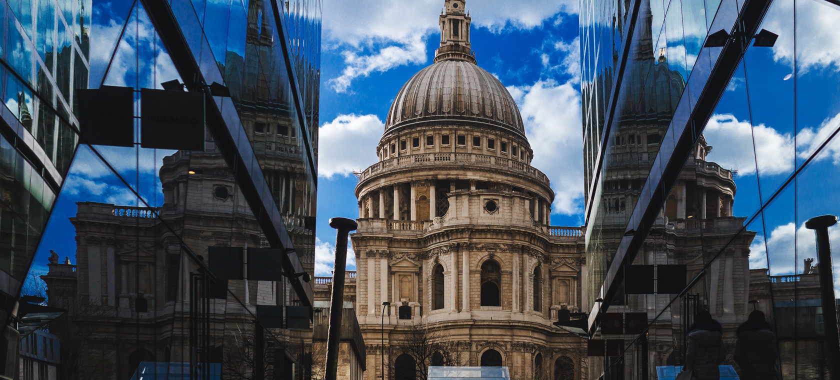 /london/classificaties/cultural-specials/st-pauls-cathedral/st_paul_1680x770-1509096267.jpg St. Paul's Cathedral