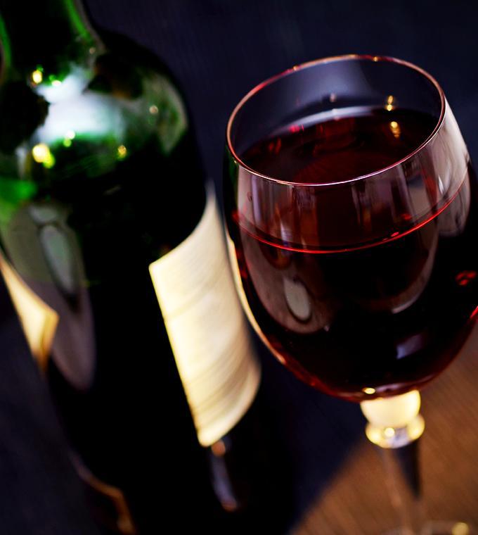 Wine Bar Night in Rome Wine Bar Night in Rome