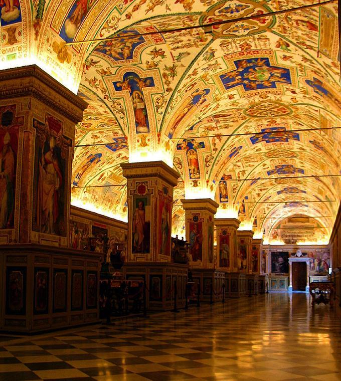 Guided tour Vatican museum & Sistine Chapel Guided tour Vatican museum & Sistine Chapel