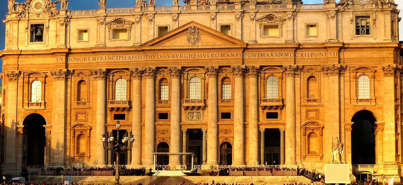 /rome/classificaties/vatican/papal-audience-with-pope-francesco/PAPAL-AUDENCE-1509376341-1510572879.jpg Papal Audience with Pope Francis (Code T11 AM)