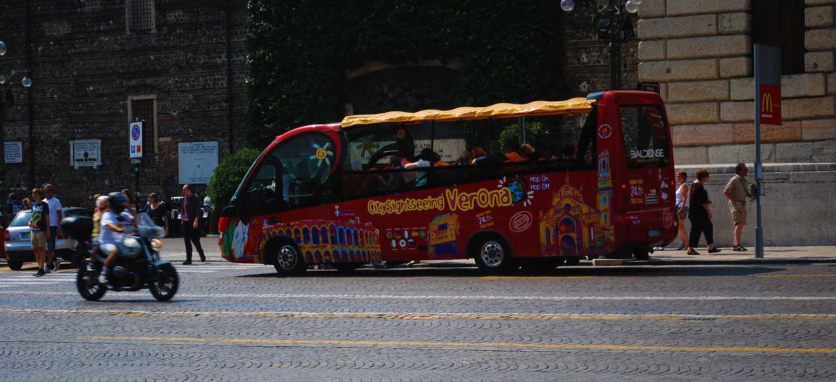 /venice/Classificaties/verona/verona-hop-on-hop-off-bus/Verona-Hop-On-Hop-Off-Bus-header-1544181431.jpg Verona Hop-On Hop-Off Bus