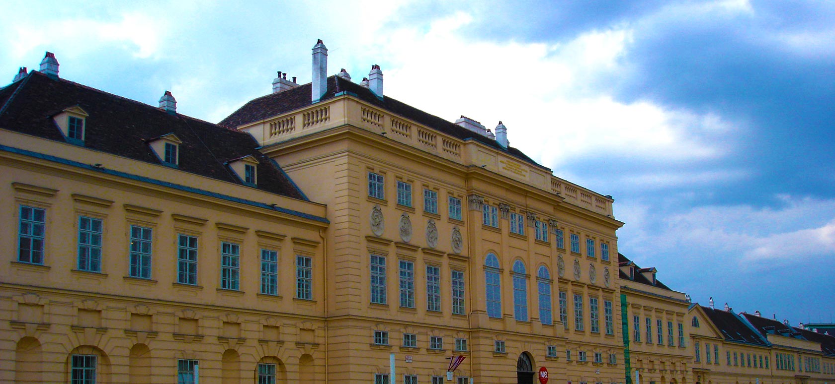 /vienna/Classificaties/attractions/museumsquartier-wien/MuseumsQuartier-Wien-1534419279.jpg MuseumsQuartier Wien