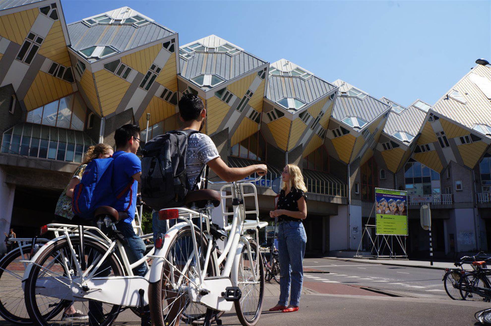/amsterdam/classificaties/paseos-en-bicicleta/rotterdam-tour/betterbybike-1024x680-1569590898.jpg Tour de Rotterdam (incluyendo transporte de A´dam)
