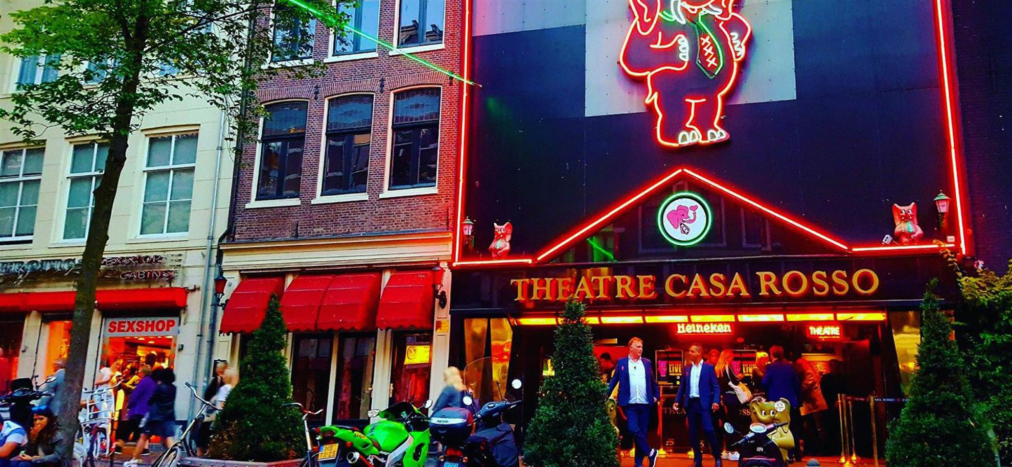 /amsterdam/classificaties/vie-nocturne/theatre-erotique-casa-rosso/casa-rosso-erotic-theatre-1563348283-1565081788.jpg Théatre Erotique Casa Rosso