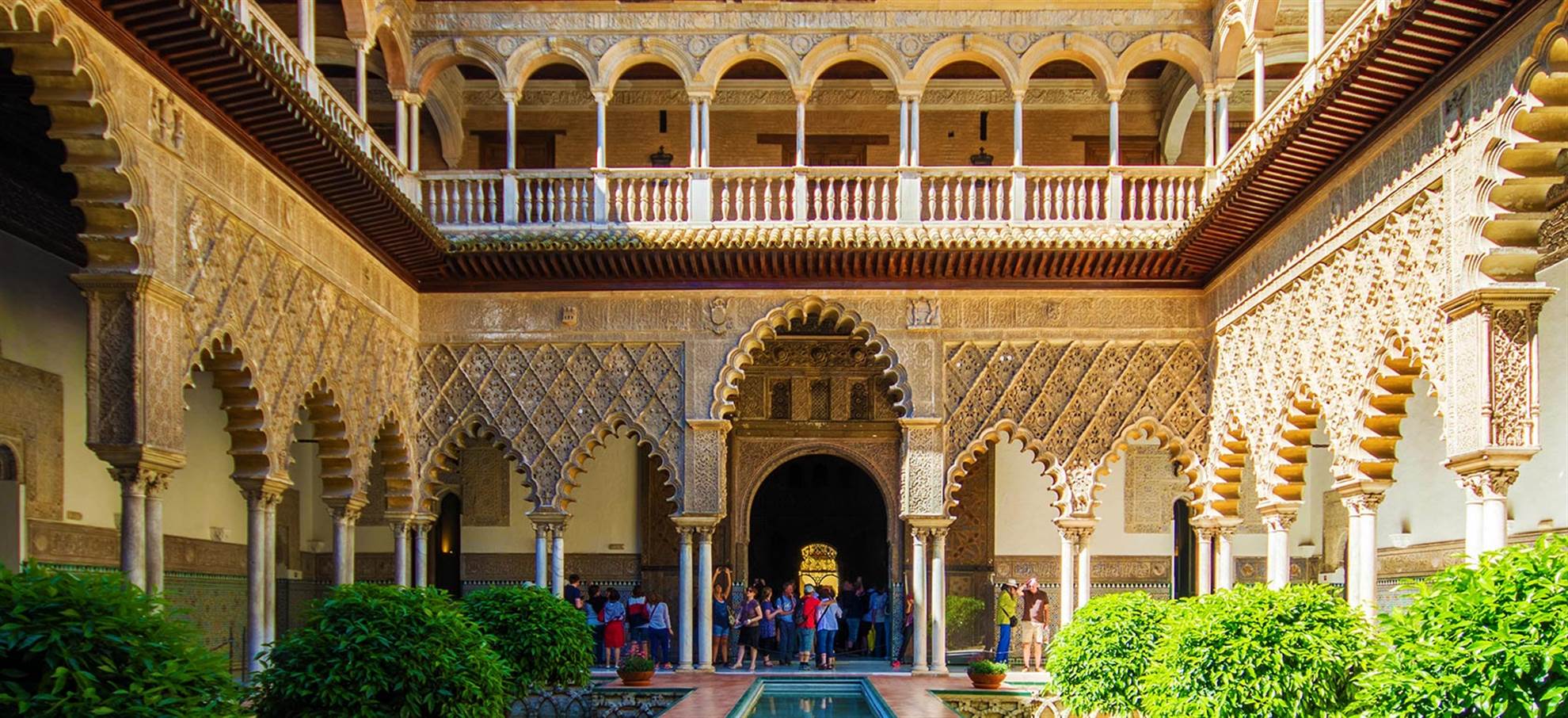 /andalusia/classificaties/seville/tour-guide-dans-alcazar-de-seville-/alcazar-sevilla-guided-header-1533215125.jpg Visite guidée dans L'Alcazar de Séville (Guide français)