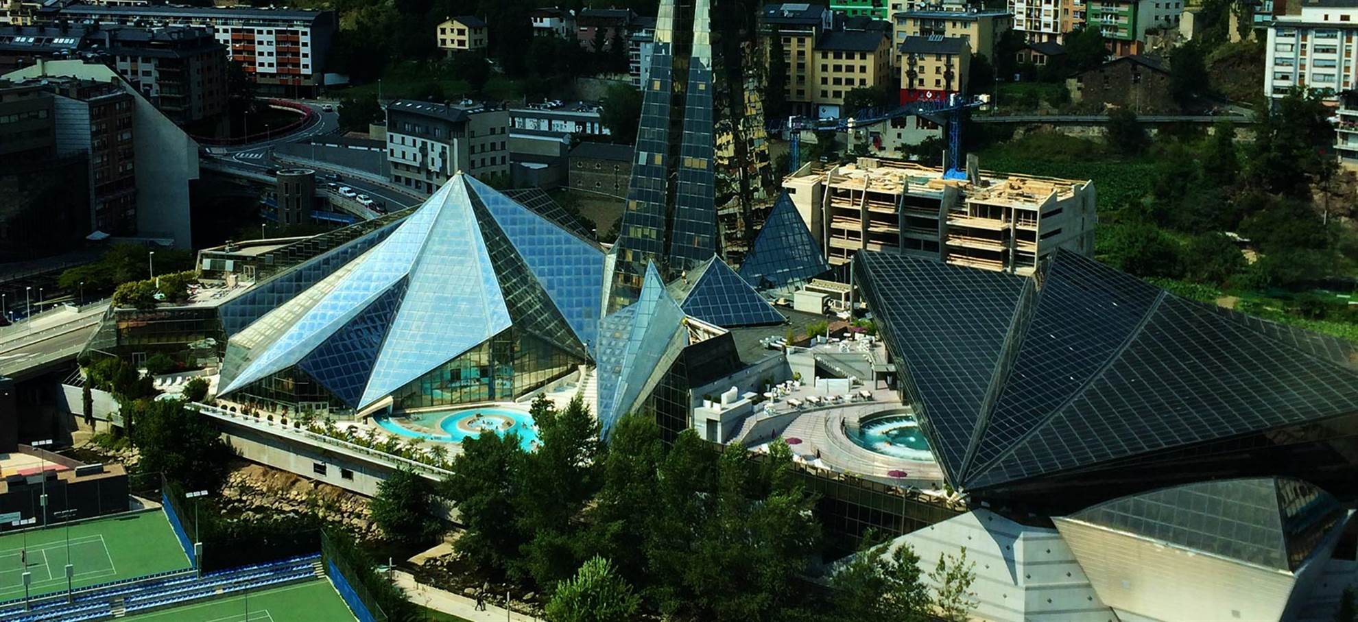 /andorra/classificaties/attractions/caldea/caldea-1511954876.jpg CALDEA & INÚU