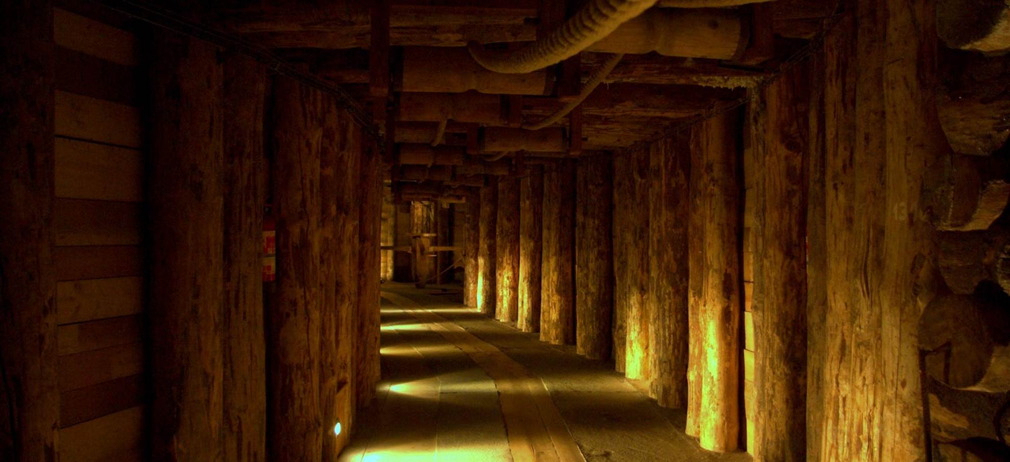 /attractions/wieliczka-salt-mine/wieliczka-salt-mine-long-1511254215.jpg Wieliczka Salt Mine