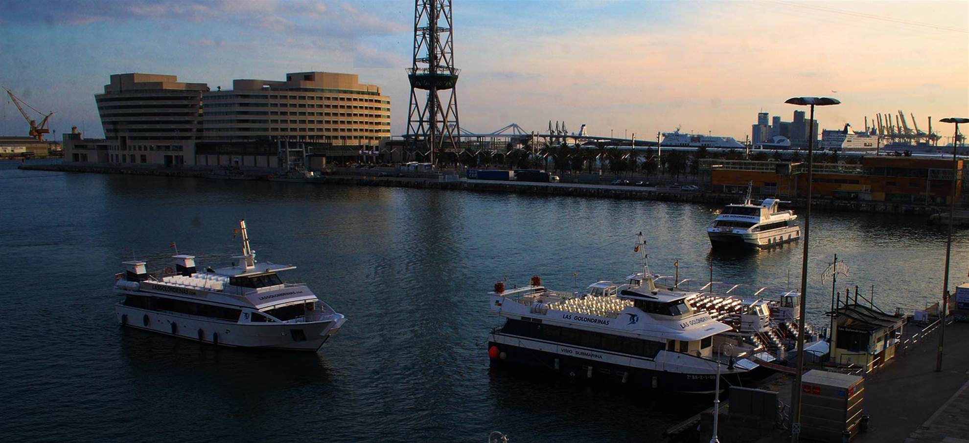 /barcelona/classificaties/attractions/las-gondolas-de-barcelona/las_golondrinas-long-1518704381.jpg Las Golondrinas de Barcelona