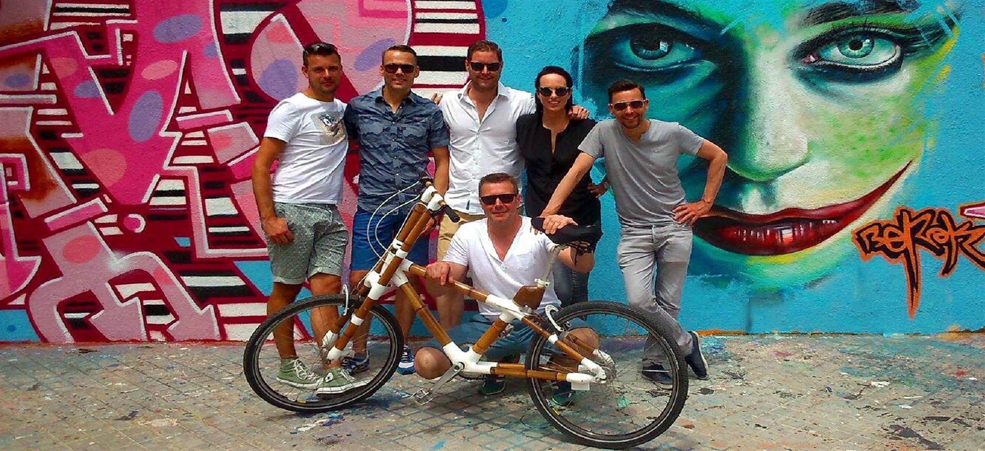 /barcelona/classificaties/barcelone-en-velo/street-art-tour-barcelona-bambou-bike/street-art-big-1523016429.jpg Tour Street Art en vélo de bambou!