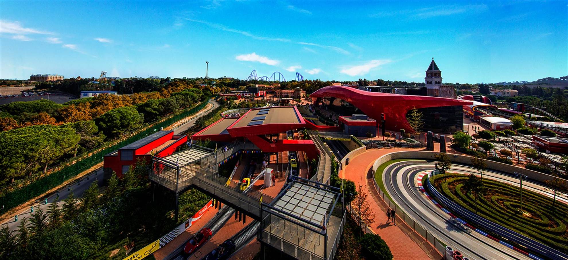 /barcelona/classificaties/excursies/ferrari-landtrein/ferrari-2-1536224672.jpg Bezoek PortAventura en Ferrari Land met de trein