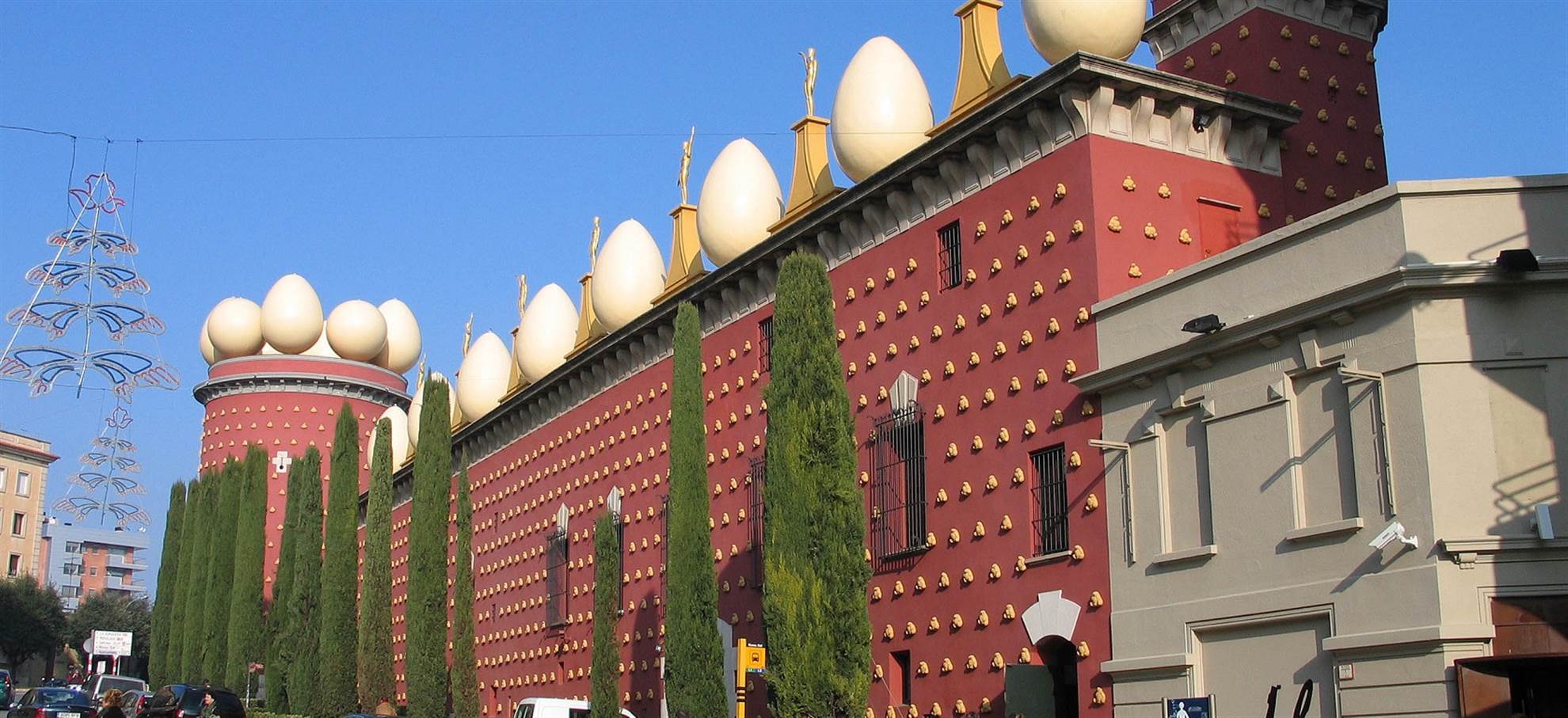 /barcelona/classificaties/excursies/figueres-dali-girona/20061227-figueres_teatre-museu_dal_mq-1573467448.jpg Figueres, Dali & Girona (BCNGDALI)