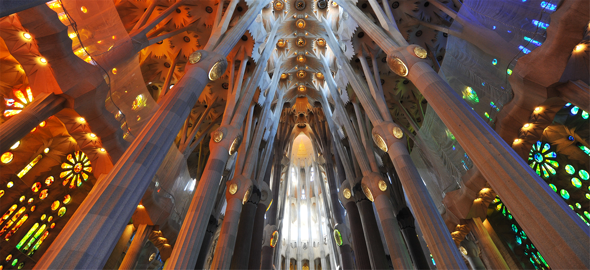 /barcelona/classificaties/museums/sagrada-familia-and-chinese-audioguide/sagrada-1-1509374747.png 圣家堂 + 中文语音导览