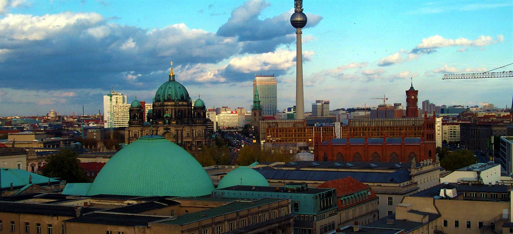 /berlin/classificaties/attractions/berlin-today/berlin-city-header-1534410194.jpg Berlin Today