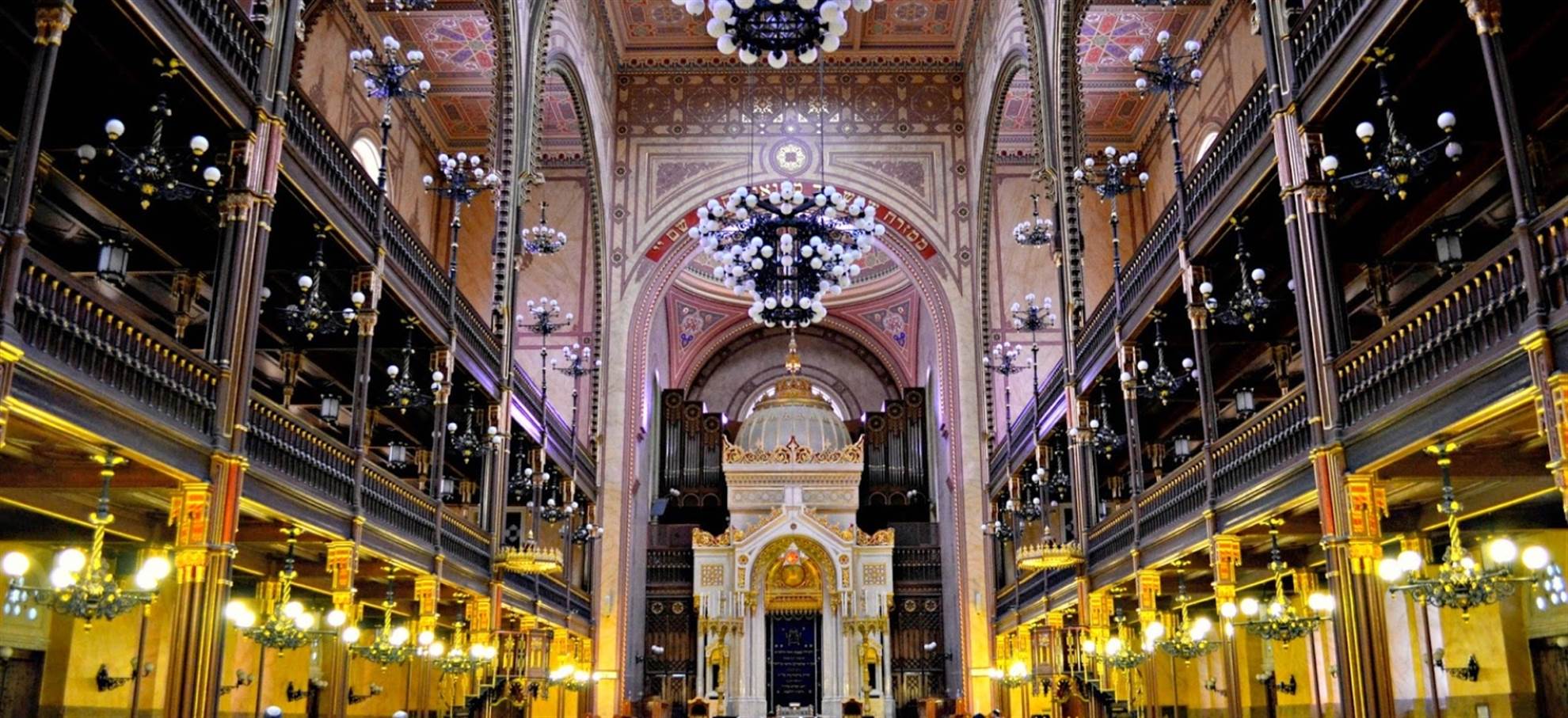 /budapest/classificaties/attractions/budapest-synagogue/budapest-synagogue-header-1571230589-1573734125.jpg Budapest Synagogue