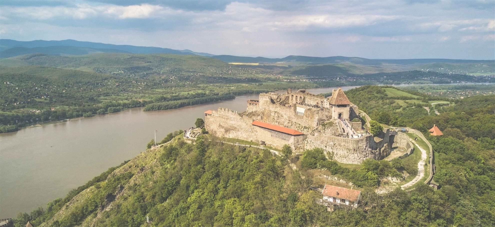/budapest/classificaties/excursions/danube-bend-tour/danube-bend-tour-header-1587119792.jpg Danube Bend Tour