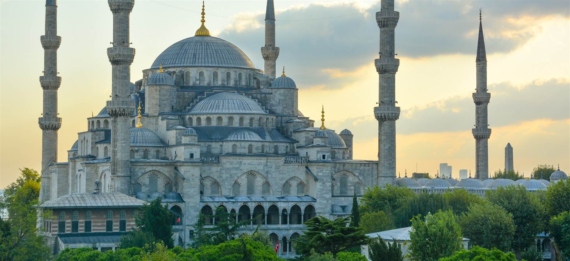 /istanbul/classificaties/attractions/blue-mosque/blue-mosque-isanbul-1-1568103703.jpg Blue Mosque Skip the line!