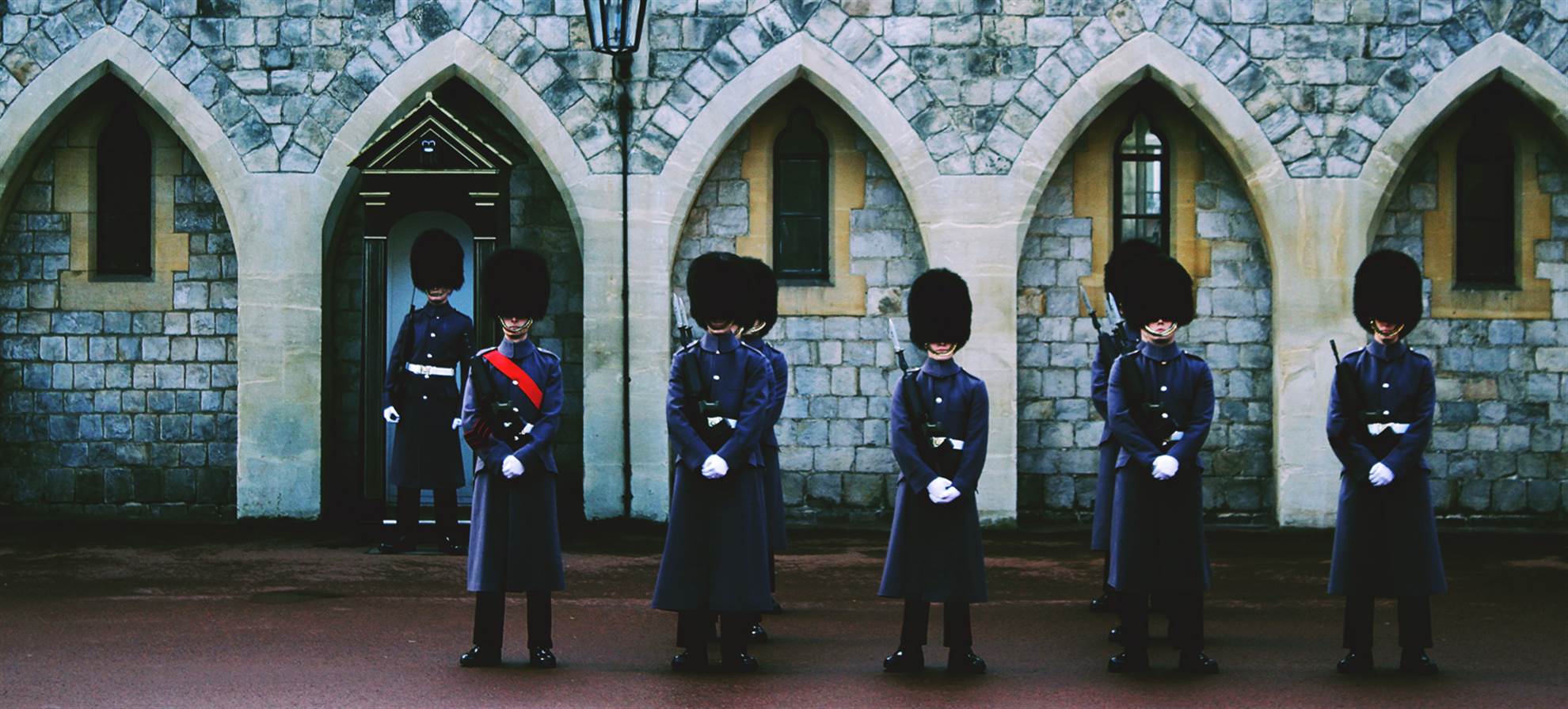 /london/classificaties/excursions/windsor-bath-and-stonehenge-tour/windsor_bath_stoneheng_1680x770-1509096106.jpg Windsor, Bath and Stonehenge Tour