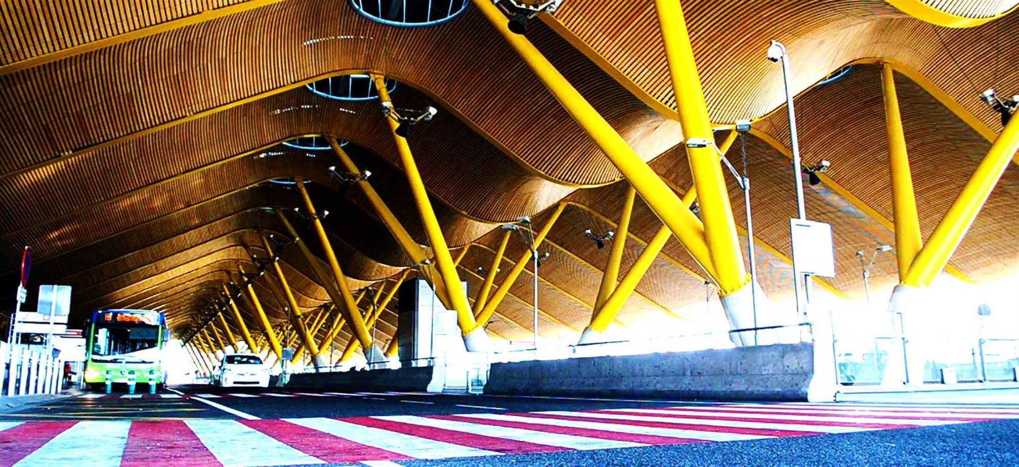 /madrid/classificaties/transfert-aeroport/taxi-aeroport-madrid--hotel/1cabify-header-1529312500-1542633962.jpg Tranfert de l'aéroport de Madrid vers le centre ville (aller-retour)