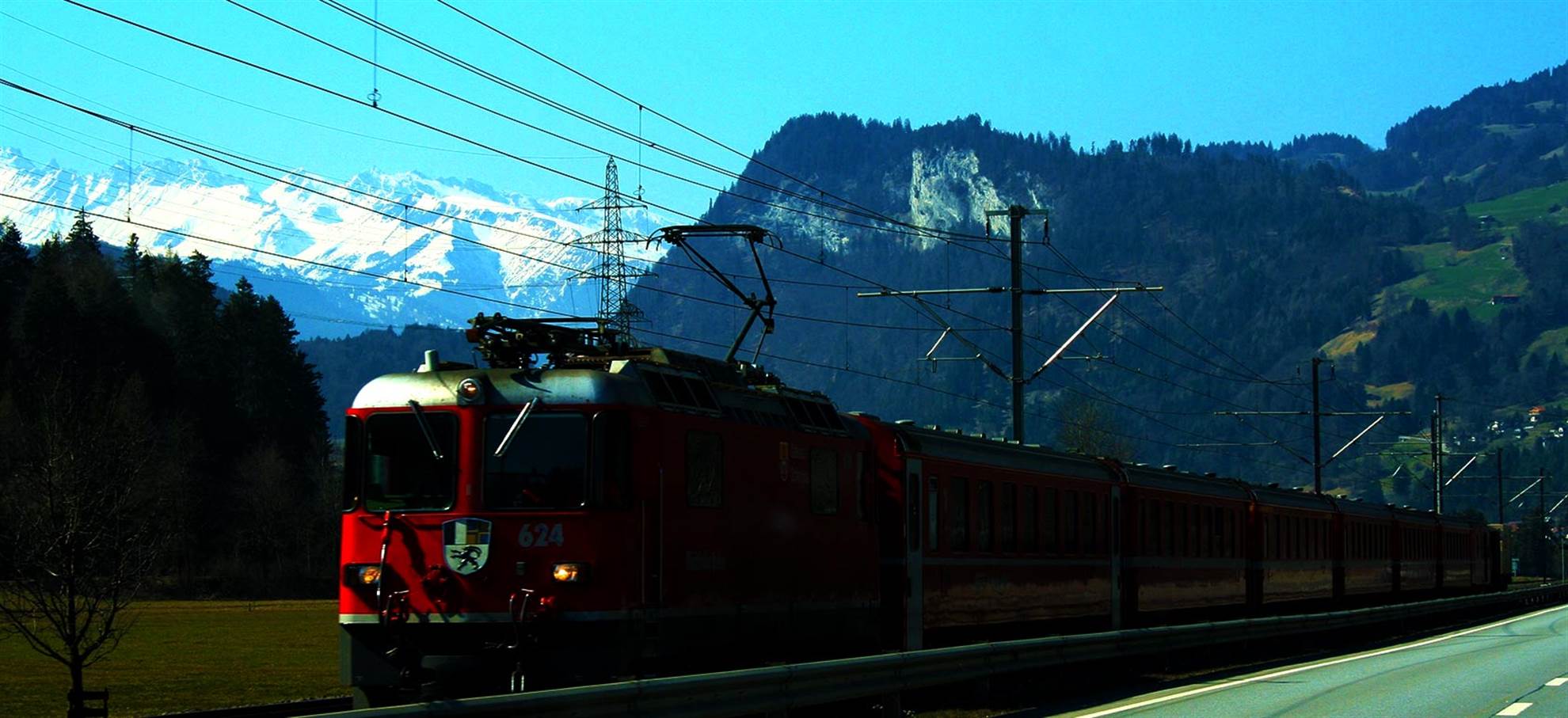 /munich/classifications/excursoes/bilhete-de-comboio-de-munique-ate-neuschwanstein/train-mountain-header-1527834536-1528894724.jpg Bilhete de comboio de Munique até Neuschwanstein: Bilhete de Bayern
