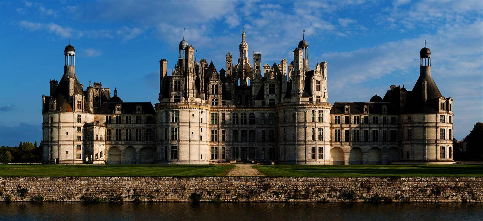 /paris/classificaties/excursions/guided-visit-of-the-loire-valley-castles/loire-valley-1510843286.jpg Guided Visit of the Loire Valley Castles