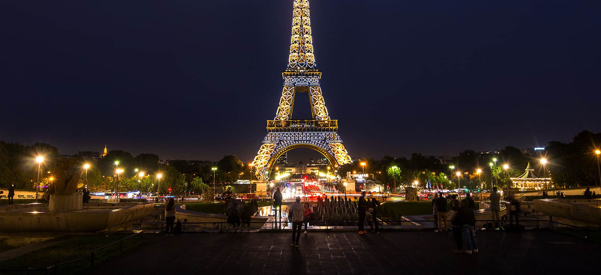 Франция Эйфелева башня близко