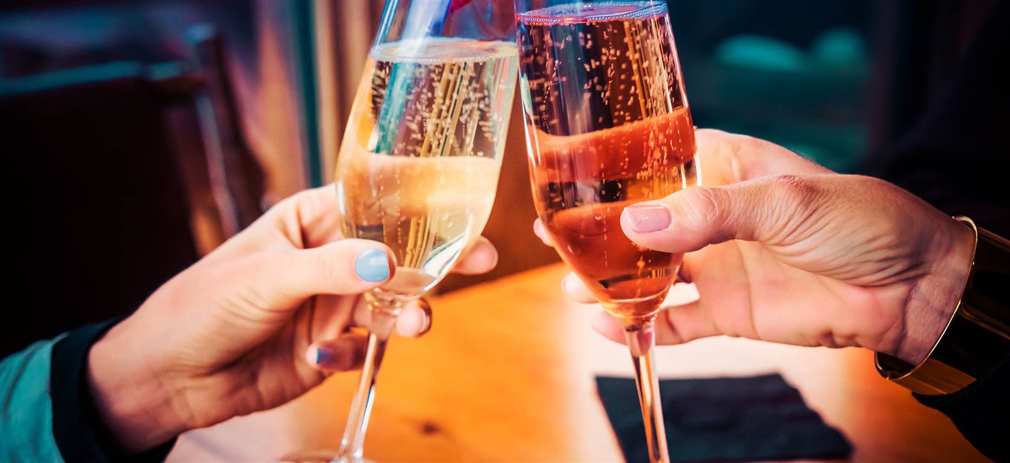 /paris/classificaties/paris-at-night/new-years-eve-dinner-cruise-la-marina/new-year-1510832943.jpg New Year's Eve: Dinner Cruise - La Marina