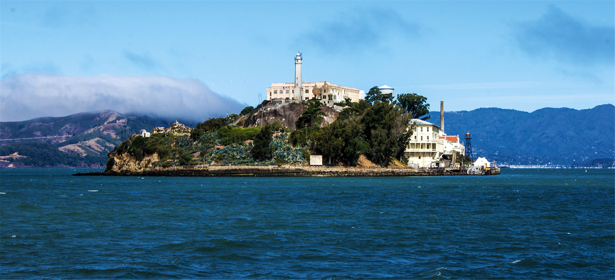 /sanfrancisco/classificaties/attractions/cruise-the-rock-and-tour-the-city/sf-cruise-header-1547652863.png Cruise the Rock and City Tour