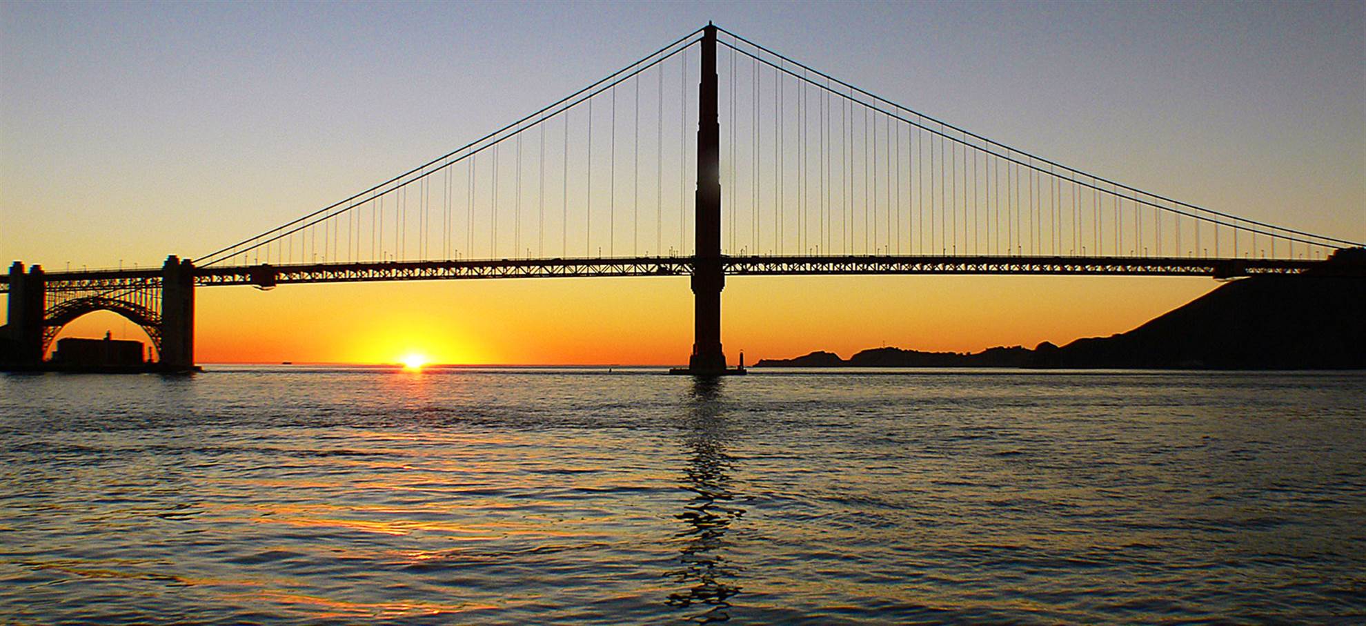 /sanfrancisco/classificaties/cruises/california-sunset-cruise/california-sunset-cruise-header-1551785179.jpg California Sunset Cruise