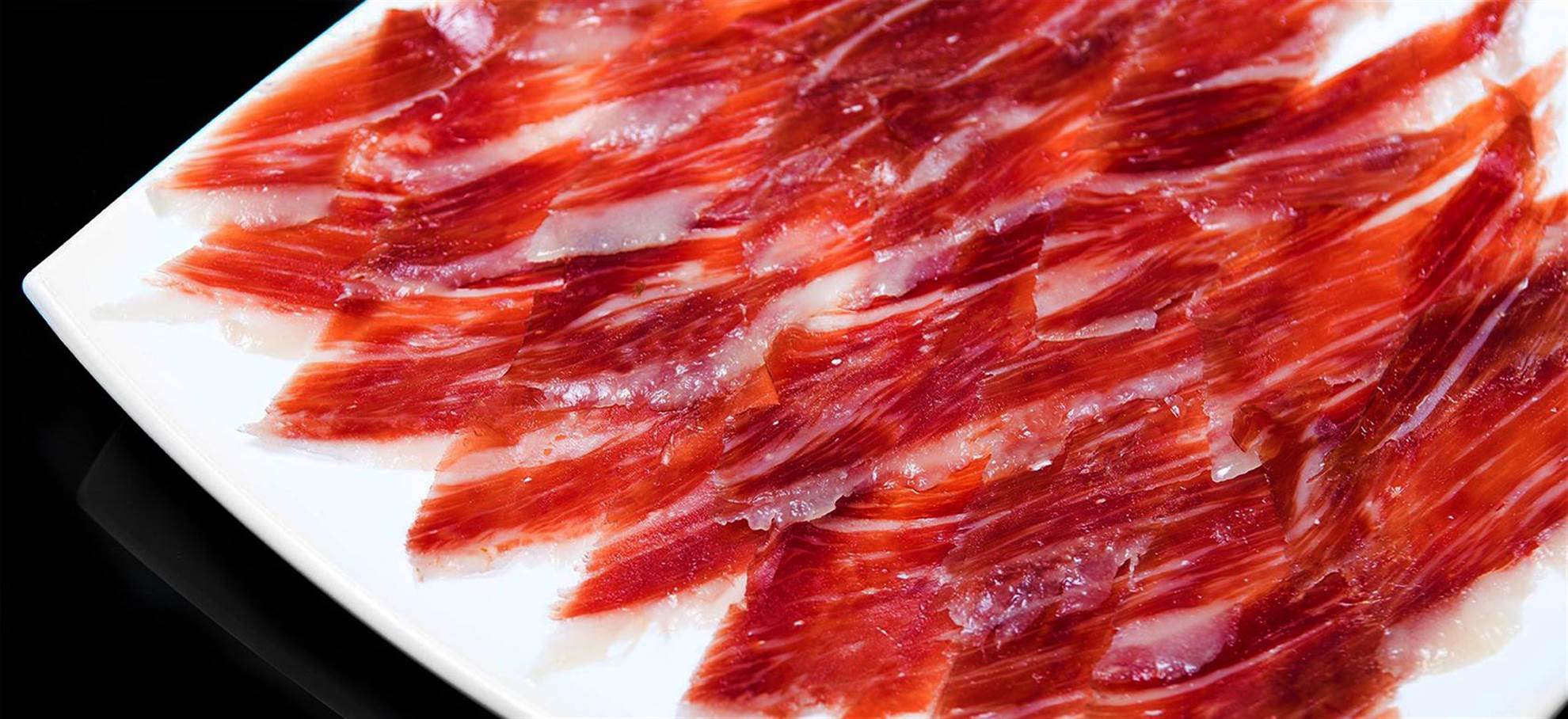 /sevilla/aracena-cave-musuem-of-iberian-ham/jamon-header-1542293959.jpg Aracena, Cave of Wonders & Museum of Iberian ham (SVQARACE)