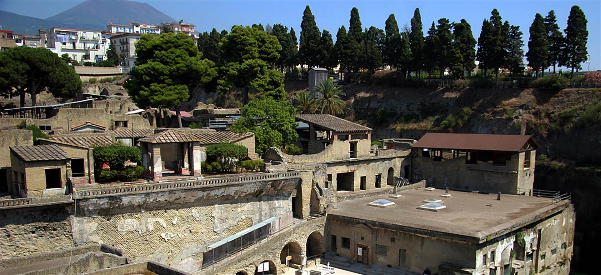 /ticketbar-naples/classificaties/excursions/visitez-pompei-billet-de-train/ercolano-archeological-header-1533031534.jpg Visitez Pompéi avec ou sans train au départ de Naples