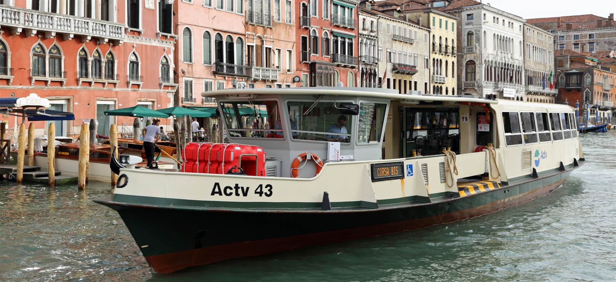 /venice/classificaties/cruises/-boat-transportation-venice-actv-water-/venezia_vaporetto-header-1549625858.jpg Boat Transportation Venice ACTV Water