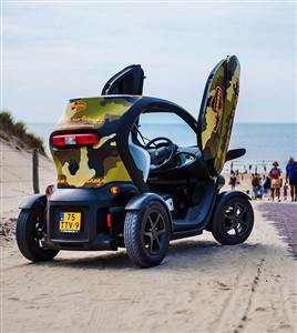 Dune and Beach Excursion: Meet the country below Sea Level! (Active and bookable)